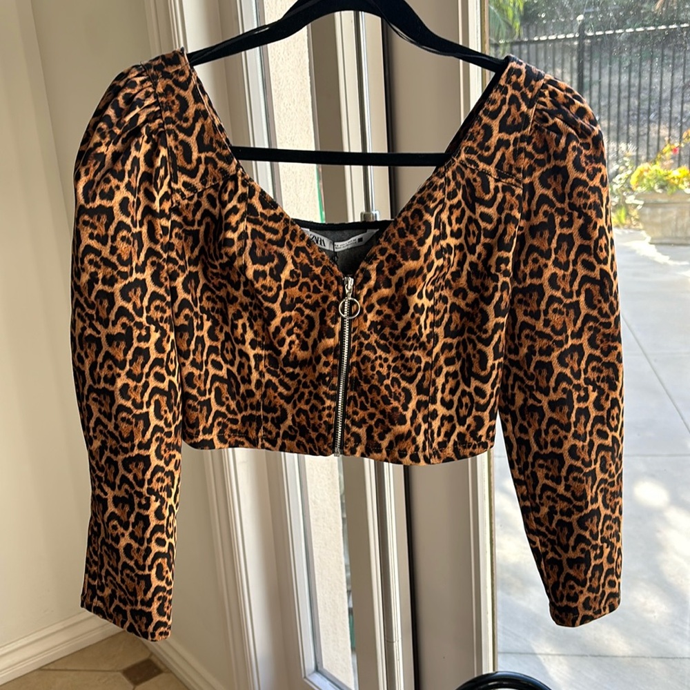 Zara crop